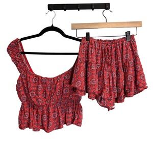 Rewind Red Medallion Print 2 Piece Set Crop Top M Ruffle Shorts XS